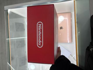 Nintendo Switch Mario Kart 8 Deluxe SIN ABRIR