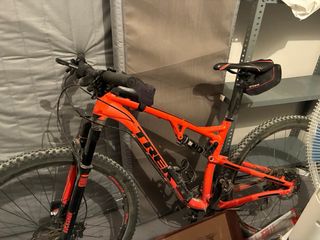 Bicicleta Trek Doble Suspensión Naranja