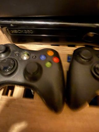 Lotto 2 Xbox 360 Non Funzionanti + Controller