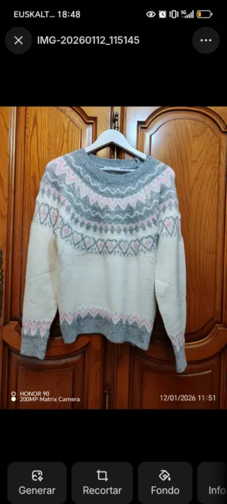 Jersey blanco y rosa con grecas