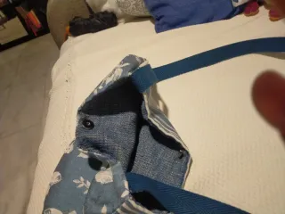 Bolso hecho a mano forrado azul y blanco22x33,reba