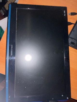Televisor Grundig HD TV Negro y Azul