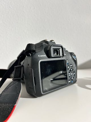 Cámara Canon EOS 1200D + Lente 18-55