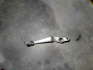Palanca freno trasero Suzuki GSR600