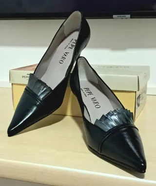 Zapatos Pepe Varo piel tacón medio talla 40