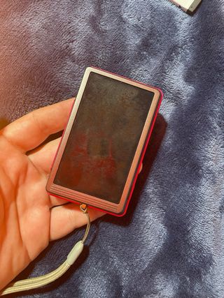 Cámara Sony Cyber-shot Roja + Accesorios