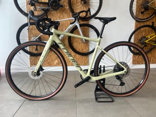 Coluer Arenal Gravel Bike