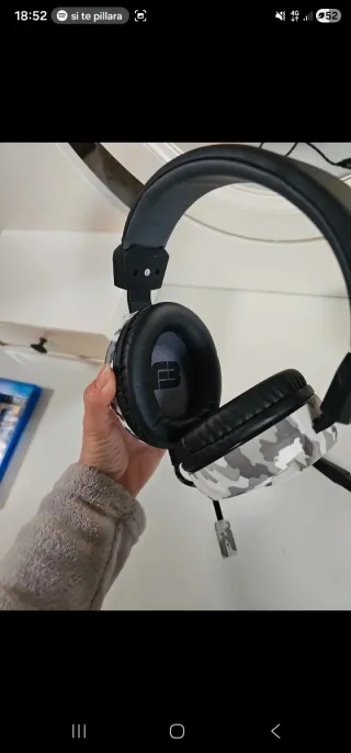 Cascos PS4 Camuflaje