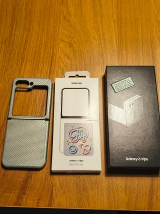 Samsung Galaxy Z Flip6