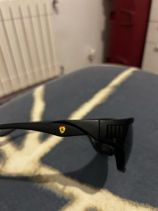 Gafas de sol Ferrari negras