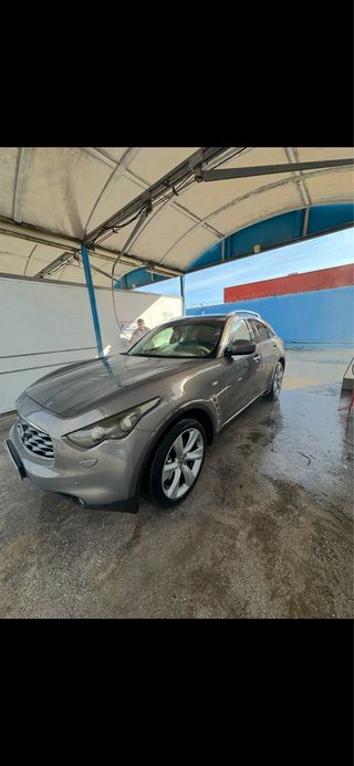 Infiniti FX37S 2009