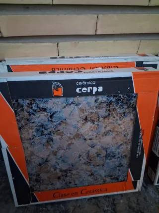 Lote Suelo Cerámico 45x45 Imitación Mármol+Rodapié