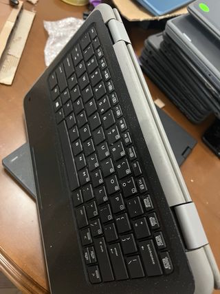 Portátil HP Gris y Negro