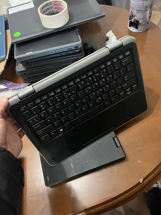 Portátil HP Gris y Negro