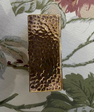 Cajita cerillero o cenicero martillado