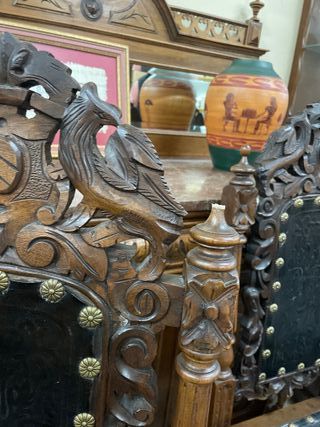Silla de madera estilo Renacimiento