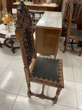 Silla de madera estilo Renacimiento