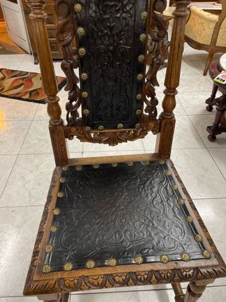 Silla de madera estilo Renacimiento