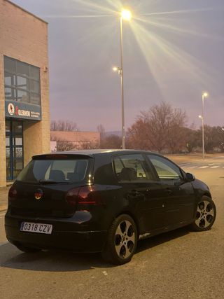 Volkswagen Golf 2.0 TDI