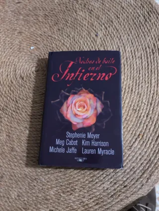 NOCHES DE BAILE EN EL INFIERNO (Spanish Edition)