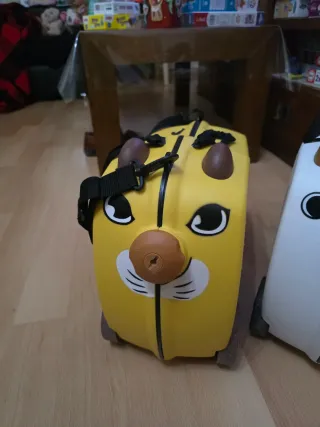 Maletas infantiles para niño/niña 10€ cada una