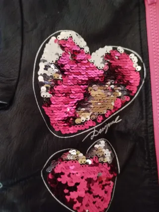Cazadora cuero niña Desigual negra y rosa T 7-8