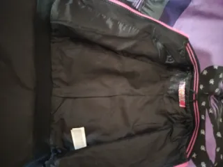 Cazadora cuero niña Desigual negra y rosa T 7-8