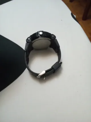 Reloj deportivo negro