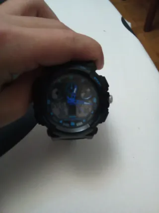 Reloj deportivo negro