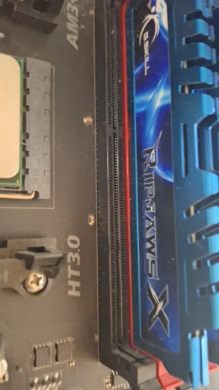 Placa Base Gigabyte GA-970 Gaming + CPU FX-8350