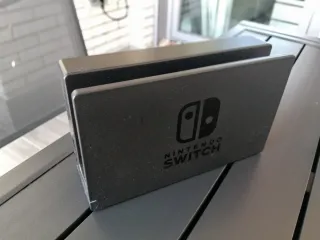 Nintendo Switch V1 + Accesorios