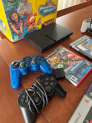 PlayStation 2 Negra + Juegos y Mandos