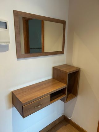 Mueble de entrada madera y cristal