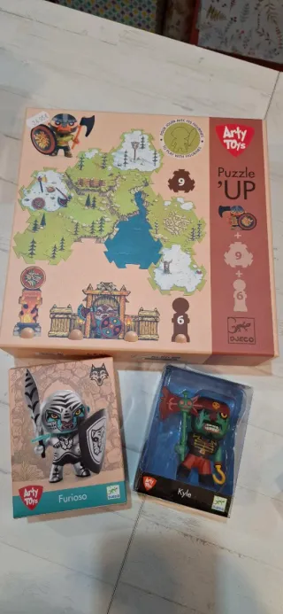 Puzzle Arty Toys UP con Figuras