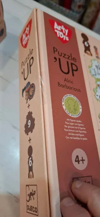 Puzzle Arty Toys UP con Figuras