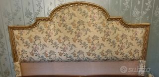 Letto matrimoniale classico beige e oro