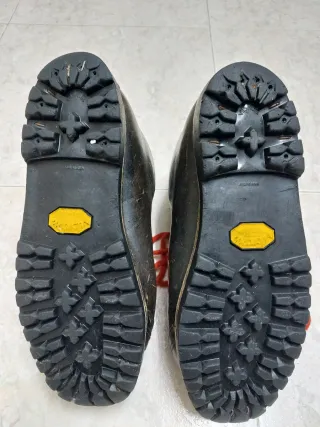 Botas vintage años 70 negras y rojas talla 39/40