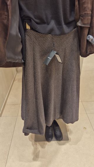 Lote Ropa Mujer Marrón y Rojo