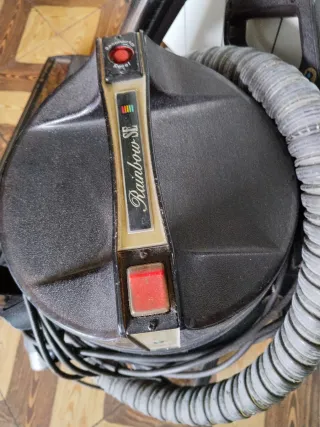 Aspiradora Rainbow con accesorios