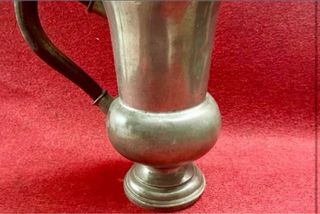 Preciosa y elegante Jarra aguamanil antigua