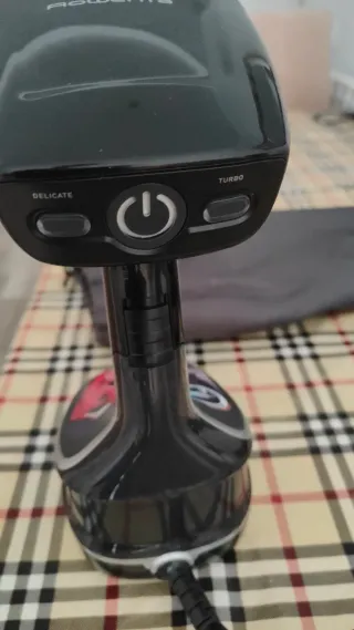 Plancha Vertical Rowenta - Como Nueva