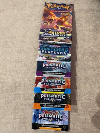 Cartas Pokémon (unas 850) + extras