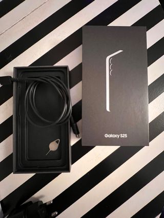 Samsung Galaxy S25 Azul