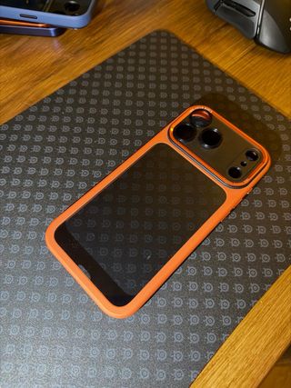 Capa iPhone 17 Pro Max Nova Laranja