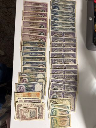 Lote 43 Billetes El Banco de España Pesetas