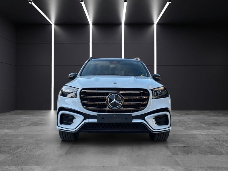 Mercedes-Benz GLS 2026, foto 2