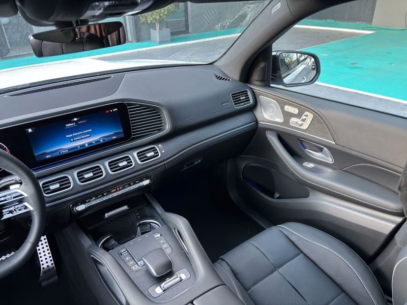 Mercedes-Benz GLS 2026, foto 10