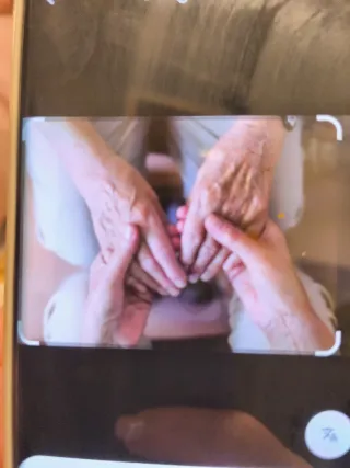 Cuadrado profesional por horas -personas mayores .