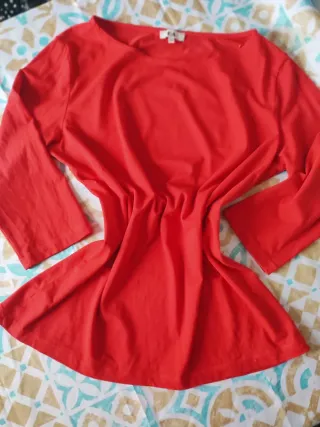 Blusa C&A Roja Manga 3/4