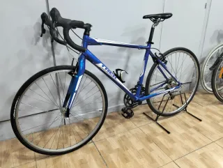 Bicicleta Carretera Trek Azul